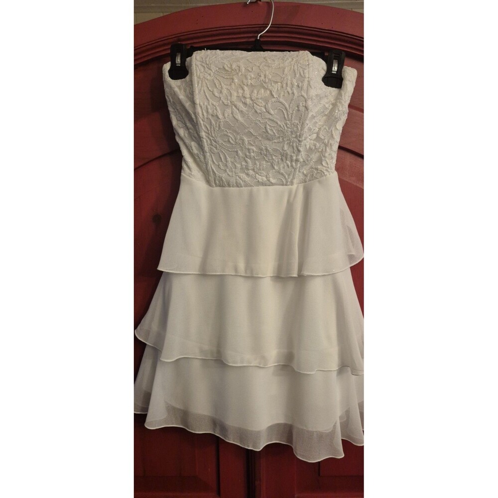 Speechless Size 9 White Sequined Formal Dress Gown Short Sassy Sparkly EUC